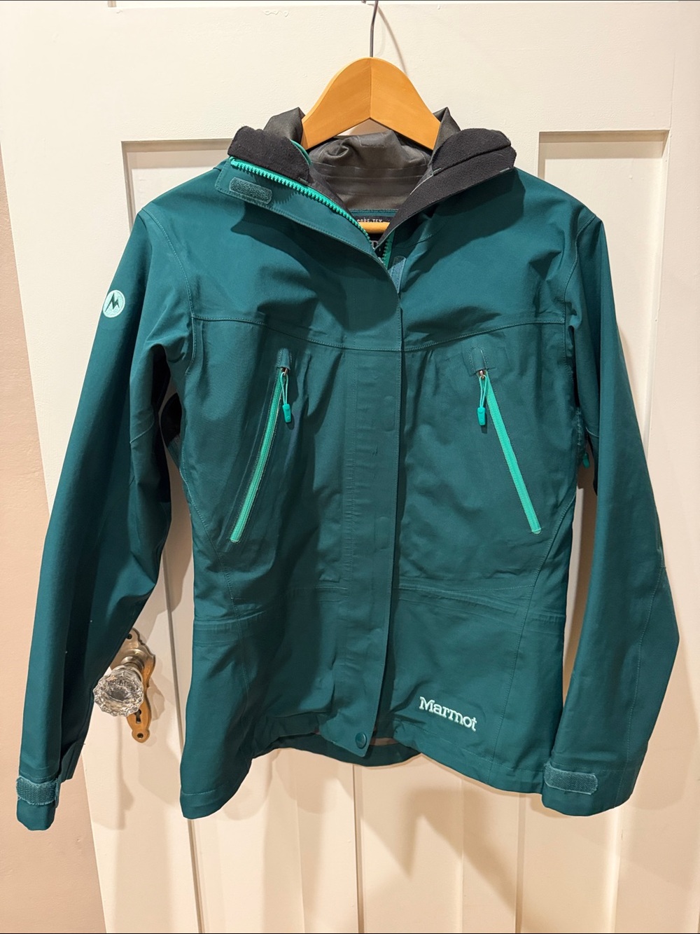 Women’s Marmot Gore-Tex jacket size XS